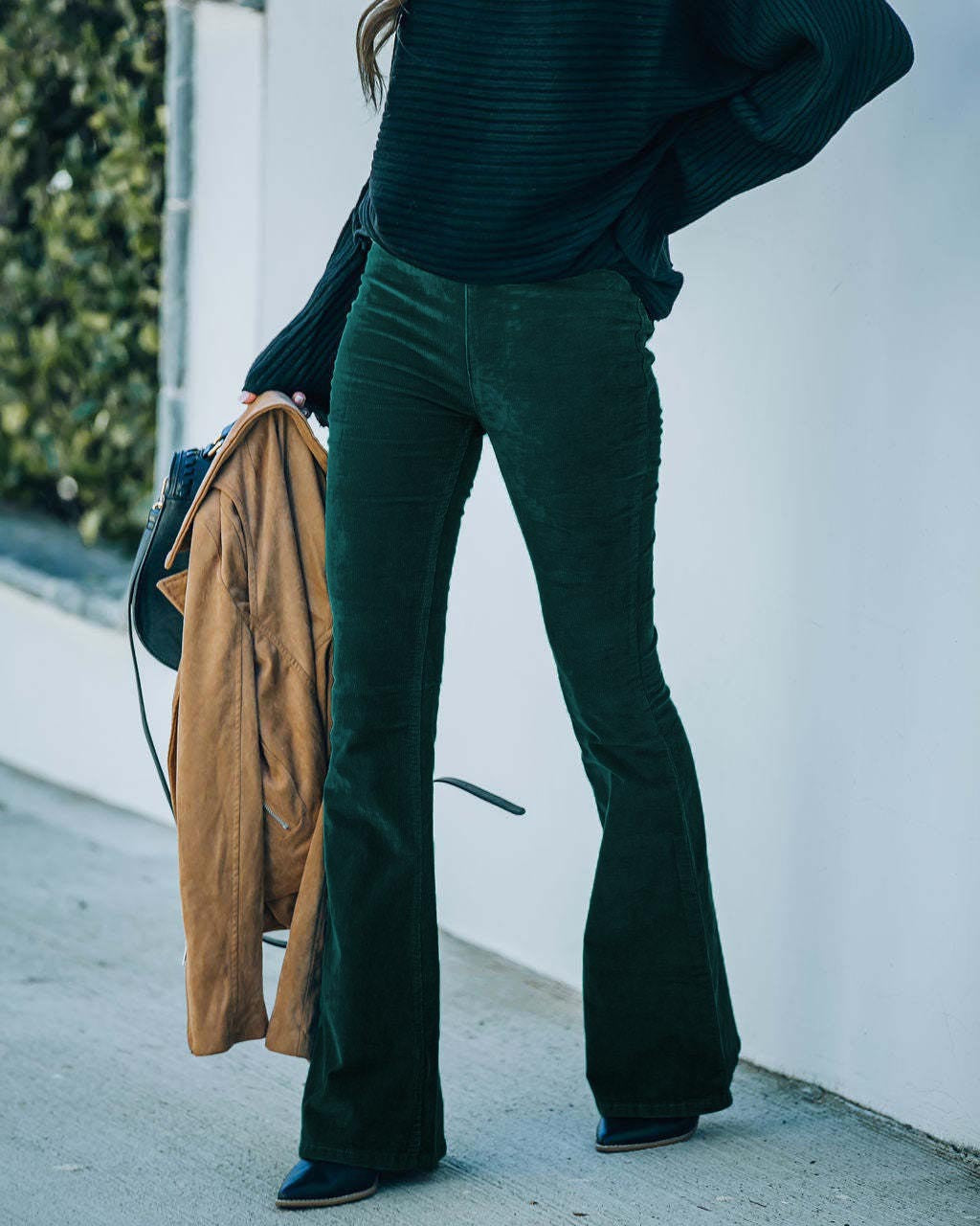 Damen Flared Cordhose mit hohem Bund und weichem Material Heidi-Mode