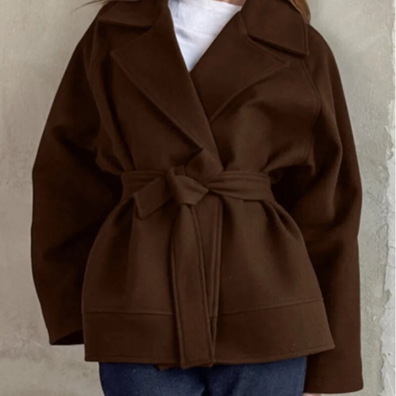 Damen Modische Wickeljacke aus hochwertigem Material mit taillierbarem Gürtel Heidi-Mode