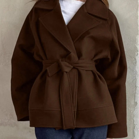 Damen Modische Wickeljacke aus hochwertigem Material mit taillierbarem Gürtel Heidi-Mode