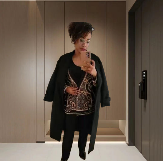 Damen Elegante Strickjacke mit funkelndem Perlenbesatz Heidi-Mode