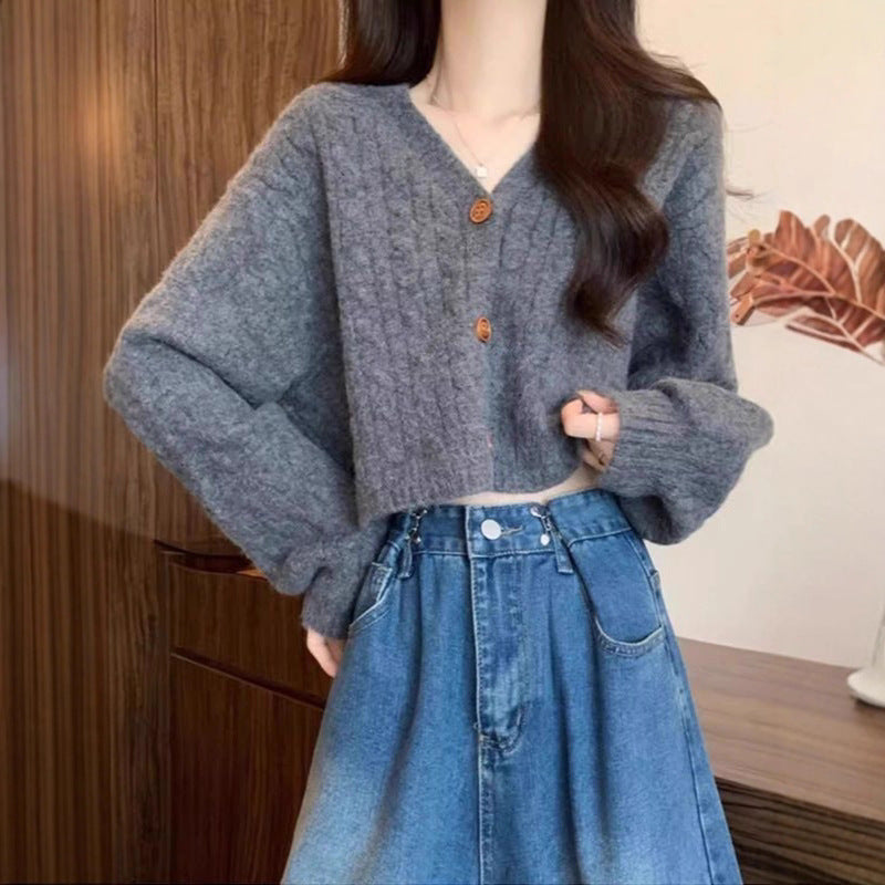 Damen kuscheliger Strickcardigan mit V-Ausschnitt und großen Knöpfen Heidi-Mode