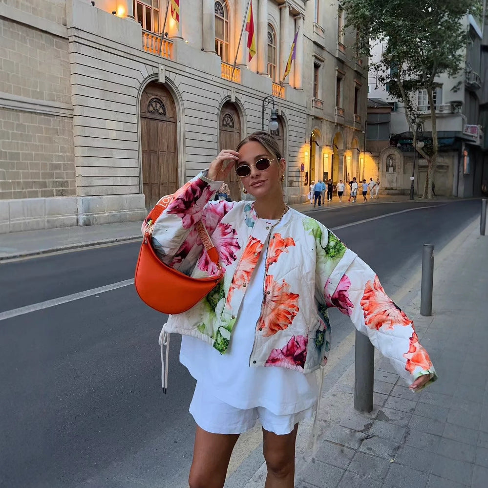 Damen Steppjacke mit floralen Mustern und elastischem Bund Heidi-Mode