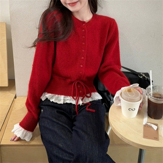 Damen Strickjacke mit Rüschensaum und Perlenknöpfen Heidi-Mode