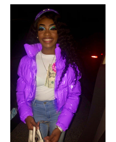 Damen modische kurze Steppjacke mit glänzendem Finish Heidi-Mode