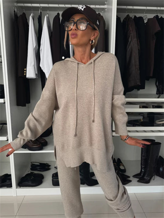 Damen modisches Freizeit-Loungewear-Set aus weichem Material mit Kapuze und weit geschnittenen Hosen Heidi-Mode