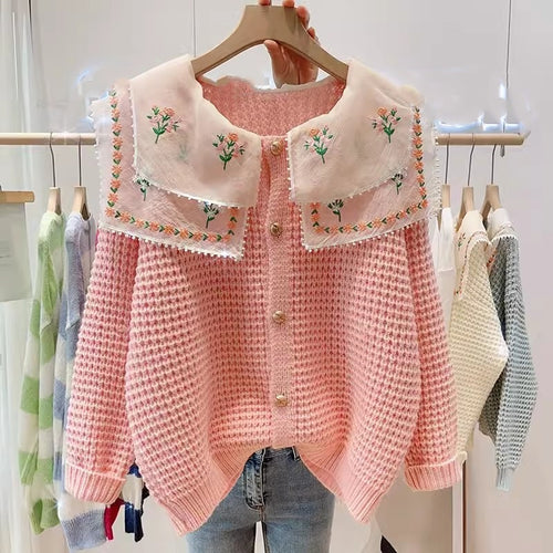 Damen gestickterCardigan mit weit geschnittenem Kragen Heidi-Mode
