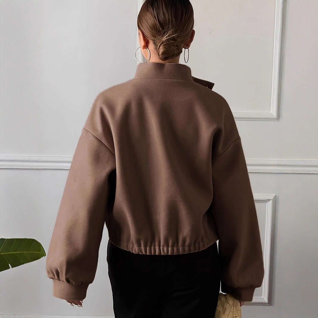 Damen Modische Kurzjacke mit Stehkragen und praktischen Taschen Heidi-Mode