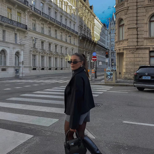 Damen Oversize Doppelreiher-Jacke mit elegantem Schalkragen und großen Knöpfen Heidi-Mode