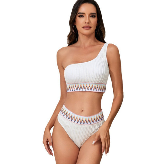 Damen Hochwertiges Bikini-Set mit asymmetrischem Oberteil und buntem Stickdesign Heidi-Mode