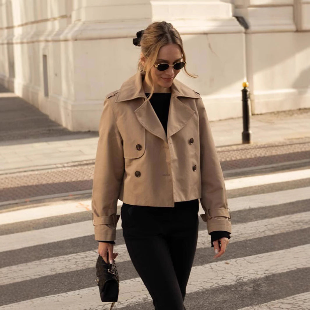 Damen cropped Trenchjacke mit exklusivem Schnitt und praktischen Taschen Heidi-Mode