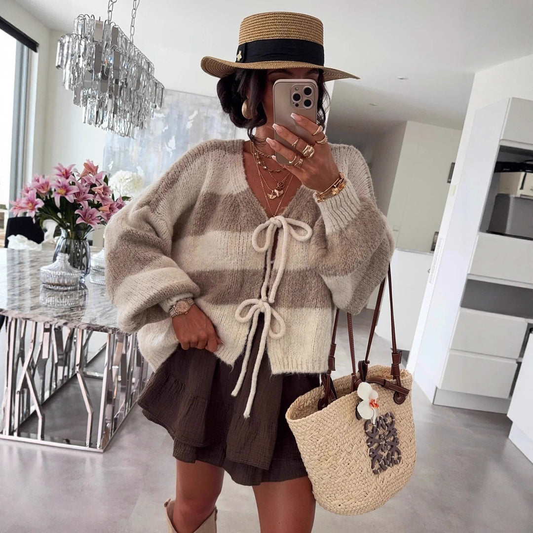 Damen lockere Strickjacke mit breiten Streifen und Bindegürtel Heidi-Mode