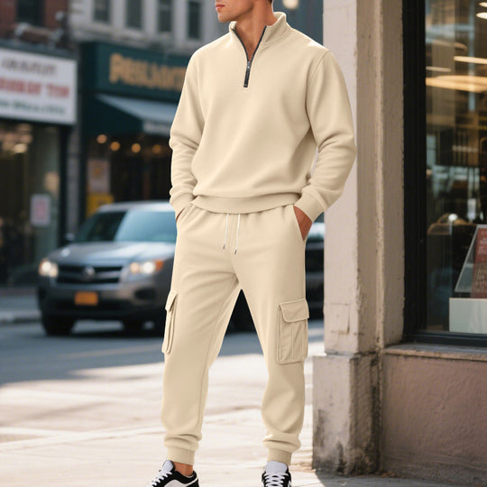 Herren modischer Trainingsanzug mit praktischem Reißverschluss und Cargo-Design Heidi-Mode