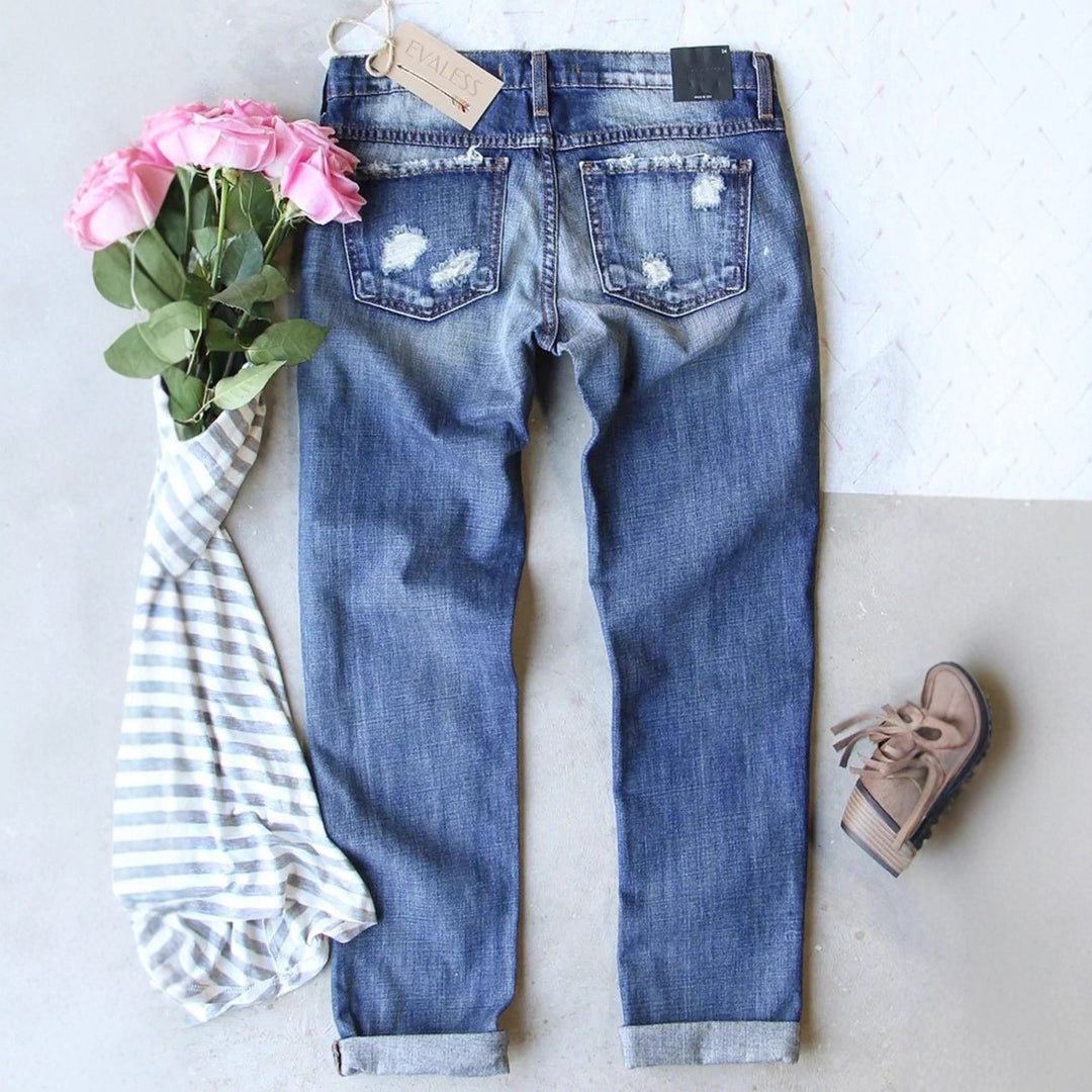 Damen Ripped Jeans mit modischen Patches und lässigem Schnitt Heidi-Mode