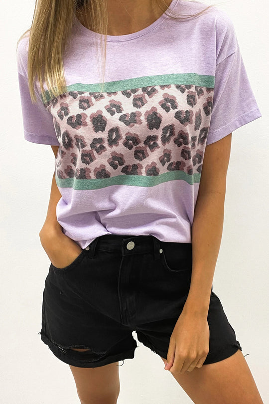 Damen T-Shirt mit modernem Leopardenmuster und elastischem Saum Heidi-Mode