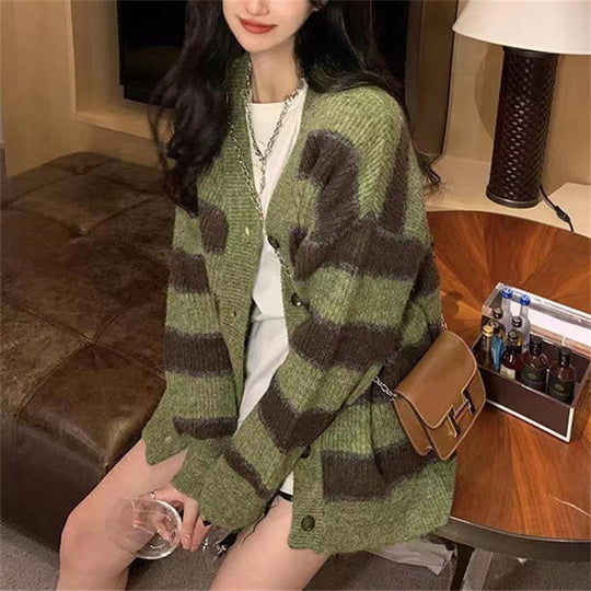 Damen Grobstrickjacke mit modischem Streifenmuster und lässigem Schnitt Heidi-Mode