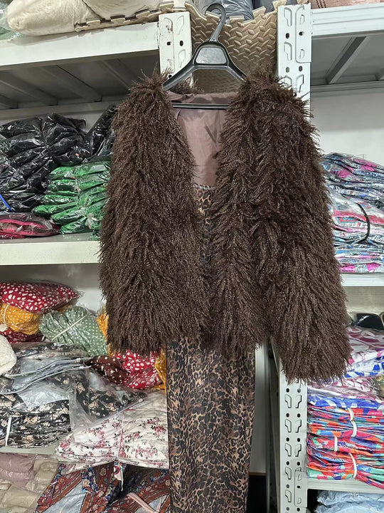 Damen Luxuriöse Kunstfell-Weste mit modischem Schnitt und voluminösem Design Heidi-Mode