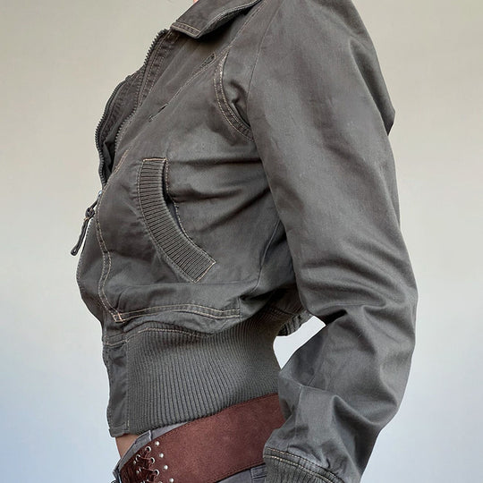 Damen cropped Jacke mit Reißverschluss und praktischen Taschen Heidi-Mode