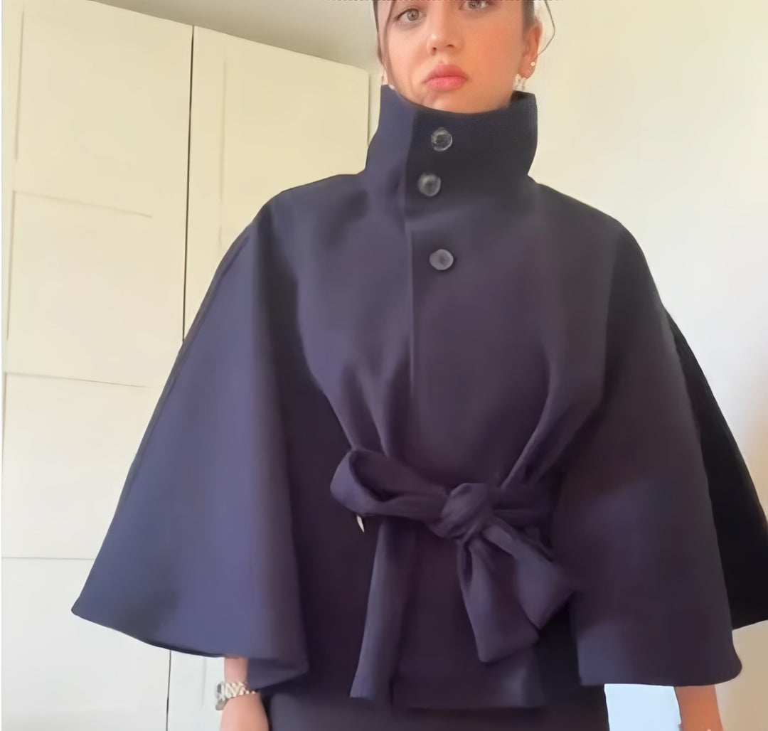 Damen elegante Überwurfjacke mit modernem Knopfdetail Heidi-Mode