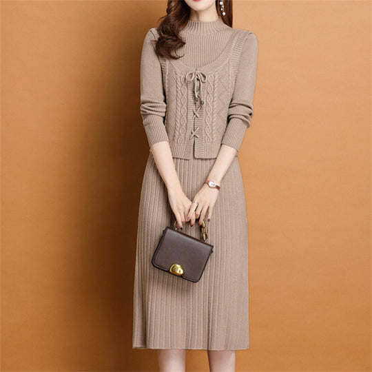 Damen elegantes Strickkleid mit hochgeschlossenem Kragen und dekorativem Zopfdesign Heidi-Mode