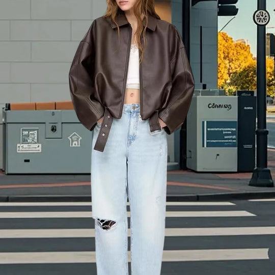 Damen Oversized Kunstlederjacke mit flauen Schultern und praktischen Druckknöpfen Heidi-Mode