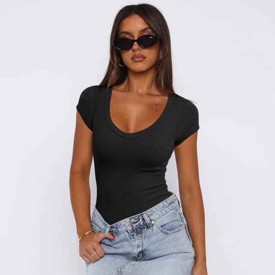 Damen Body mit tiefem V-Ausschnitt und figurbetonter Passform Heidi-Mode