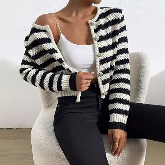 Damen gestreifte Strickjacke mit dekorativen Knöpfen Heidi-Mode
