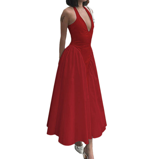 Damen Maxikleid mit tiefem V-Ausschnitt und schwingendem Rock Heidi-Mode