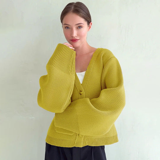 Damen Strickjacke mit weiten Ärmeln und praktischen Taschen Heidi-Mode