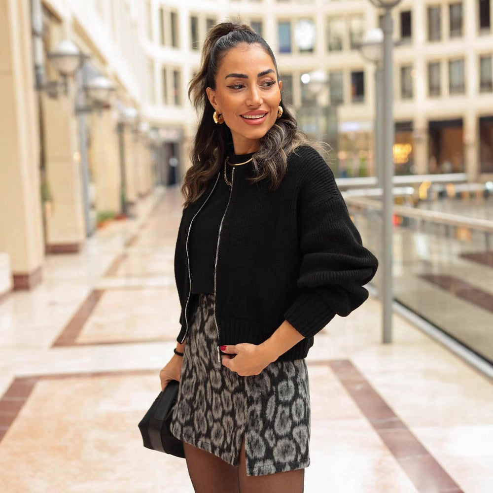 Damen modische Strickjacke mit hohem Kragen und Reißverschluss Heidi-Mode