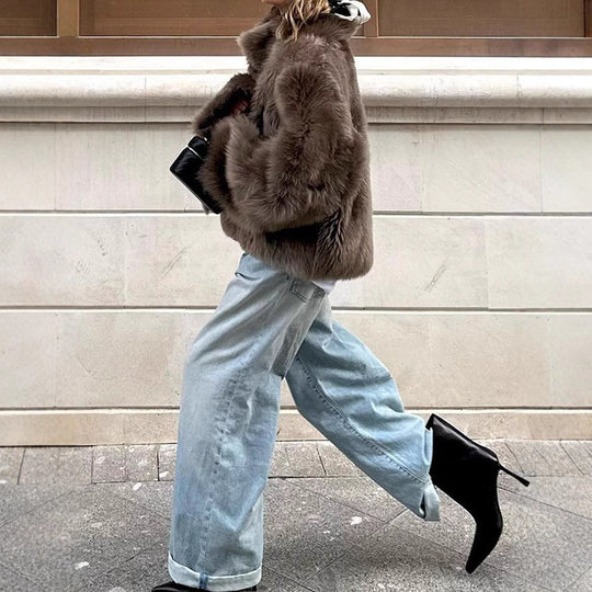 Damen Kunstfelljacke mit hochschließendem Kragen und luxuriösem Design Heidi-Mode