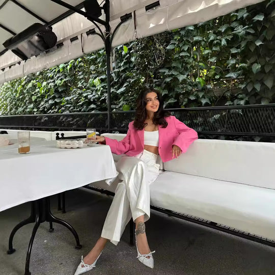 Damen cropped Blazerjacke mit schickem Schnitt und eleganten Knopfdetails Heidi-Mode