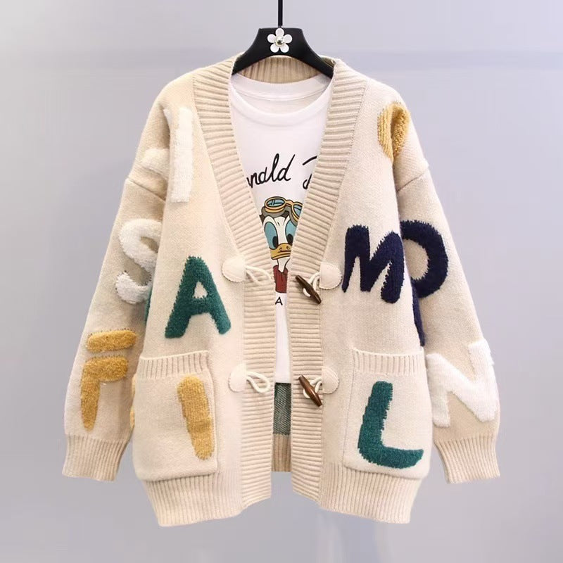 Damen Grobstrick-Cardigan mit bunten Applikationen und großen Taschen Heidi-Mode