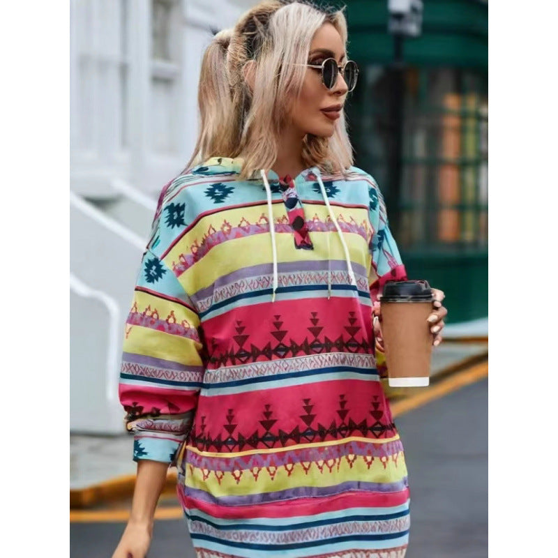 Damen Relaxed Fit Bohemian Grafik Hoodie Heidi-Mode
