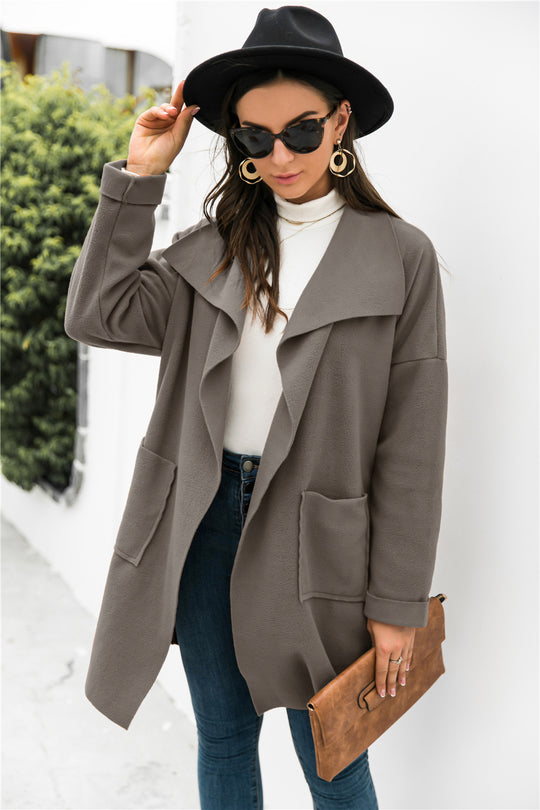 Damen Übergangsjacke mit tiefem Revers und praktischen Taschen Heidi-Mode