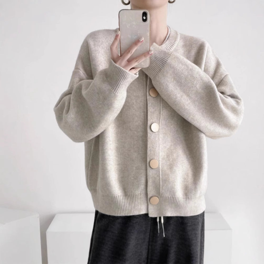 Damen Strickjacke mit komfortablem Schnitt und eleganten Knopfdetails Heidi-Mode