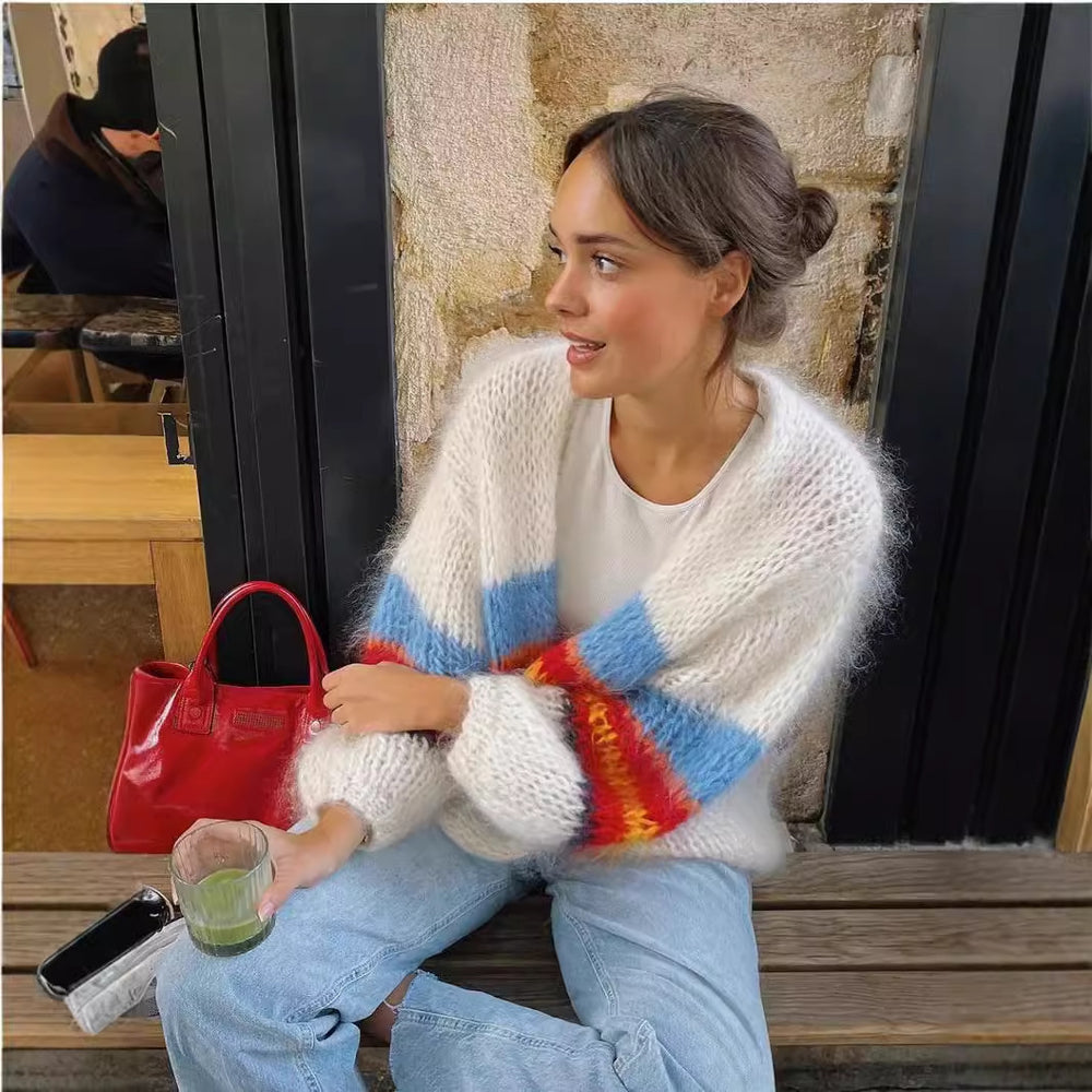 Damen lässiger Strickcardigan mit bunten Streifen und weitem Schnitt Heidi-Mode