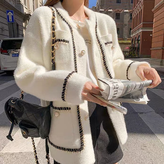 Damen modische Strickjacke mit eleganten Kontrastnähten und Knopfdetails Heidi-Mode
