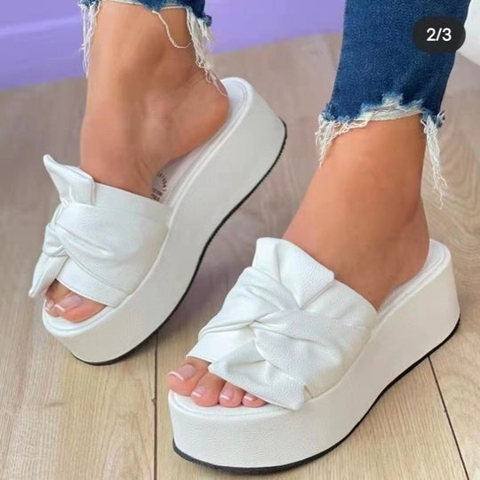 Damen Wedge-Pantoletten mit stilvollem Knotendesign und rutschfester Sohle Heidi-Mode