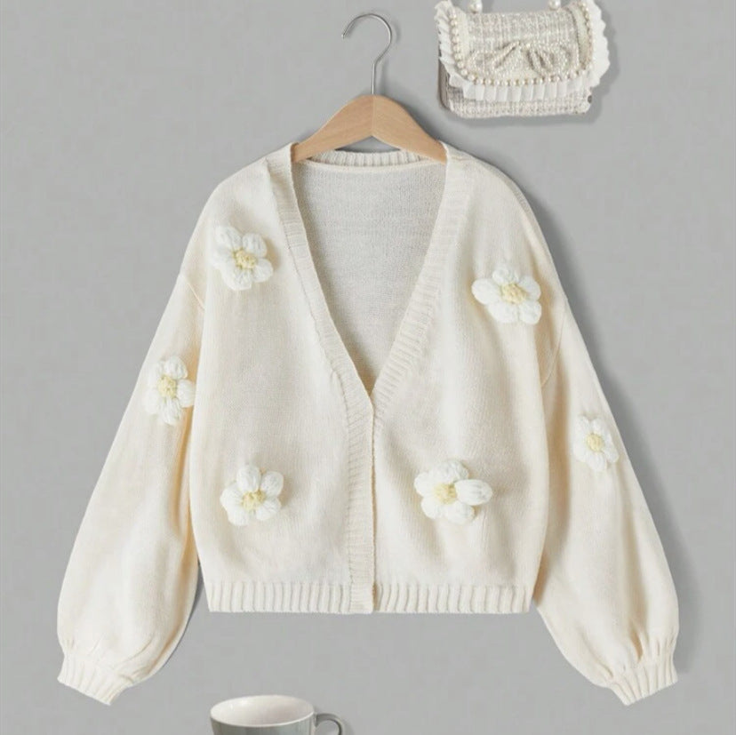 Damen Kurzjacke mit verspielten Blumenapplikationen Heidi-Mode