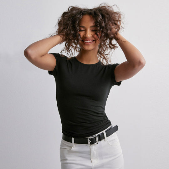 Damen Slim Fit T-Shirt aus hochwertigem Baumwollmix mit elastischem Stretch Heidi-Mode