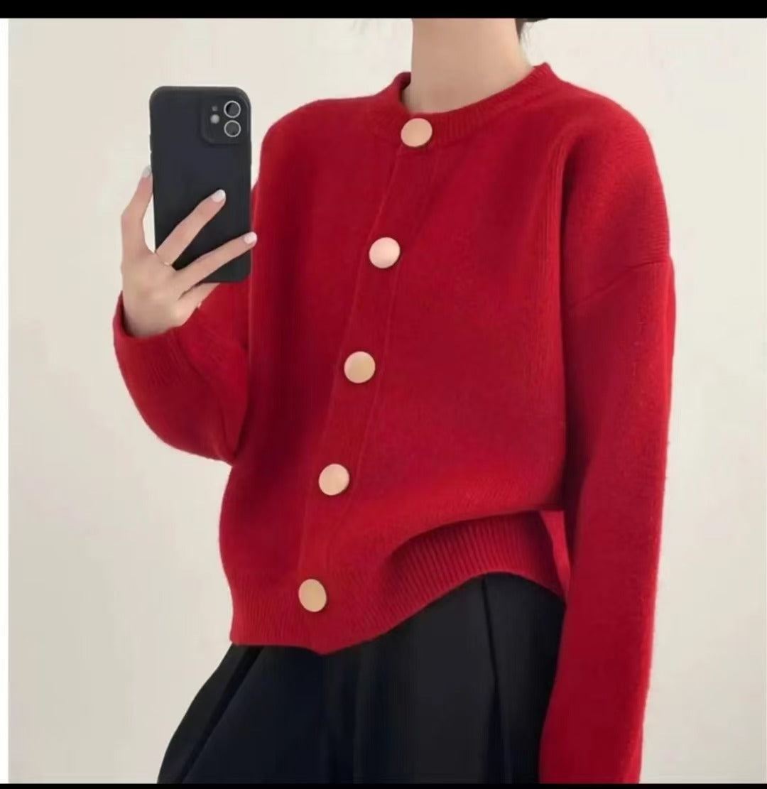 Damen Kuschelige Strickjacke mit großen Knöpfen und elegantem Design Heidi-Mode