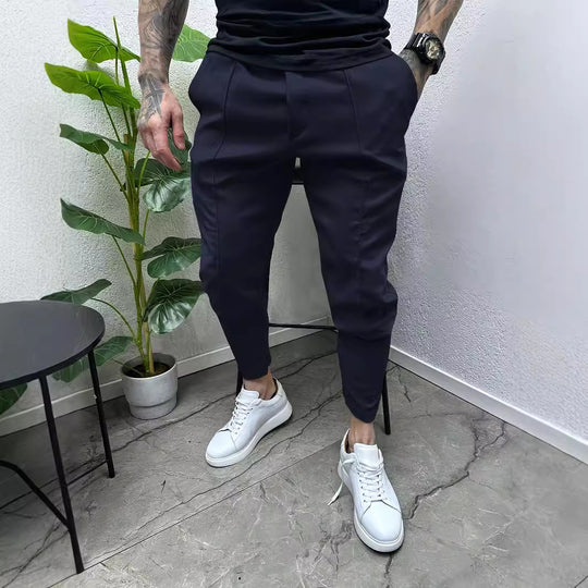Herren Slim-Fit Jogginghose mit praktischem Taschen-Design und elastischem Bund Heidi-Mode