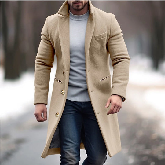 Herren eleganter Wollmantel mit schmalem Schnitt und goldenen Knöpfen Heidi-Mode