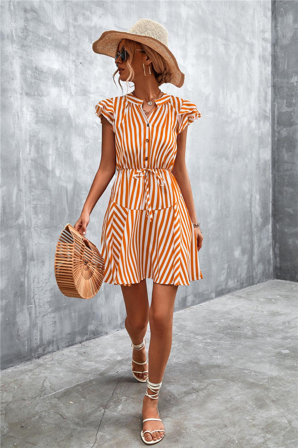 Damen Kurzarm-Kleid im angesagten Streifenlook mit Taillenzug und eleganten Rüschendetails Heidi-Mode