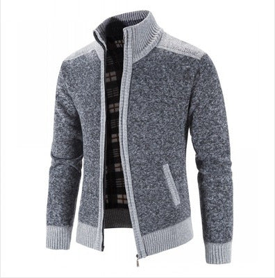 Herren Strickjacke mit hohem Kragen und kariertem Innenfutter Heidi-Mode