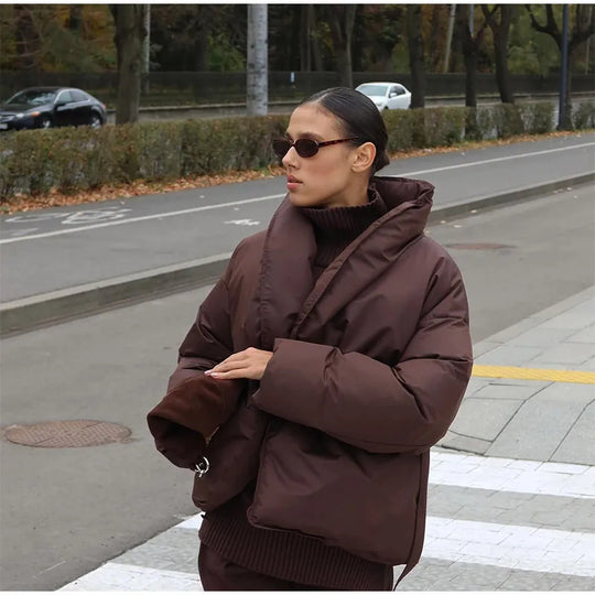 Damen Praktische und modische Daunenjacke mit Gürtel Heidi-Mode