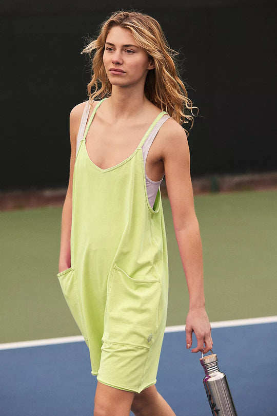 Damen sportlicher Jumpsuit mit praktischen Taschen und weitem Schnitt Heidi-Mode