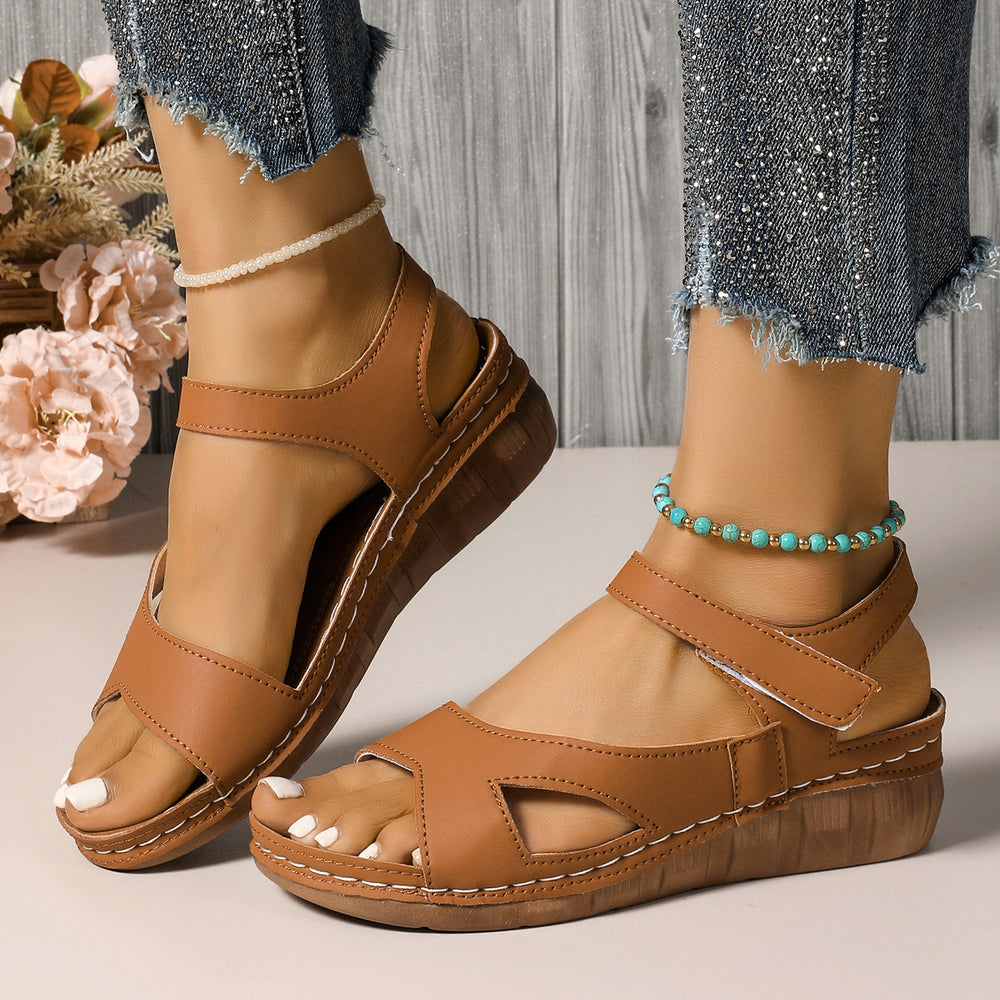 Damen Riemchensandalen mit floralem Design und komfortablem Keilabsatz Heidi-Mode
