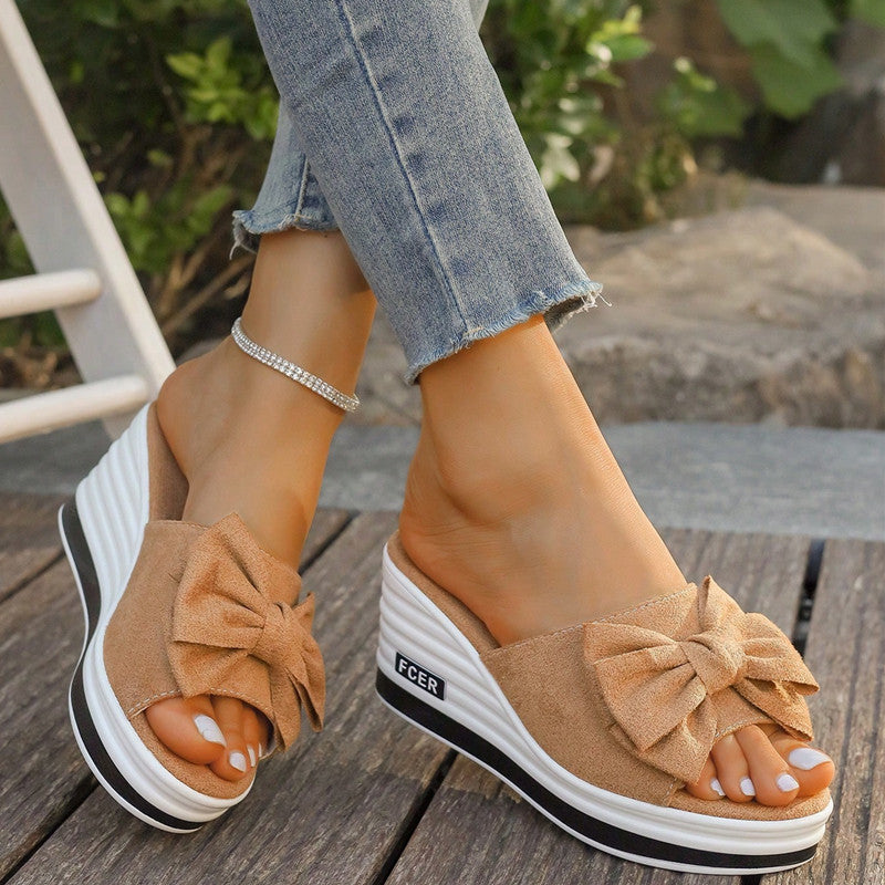 Damen Plateausandalen mit modischer Schleifenapplikation und komfortabler Sohle Heidi-Mode