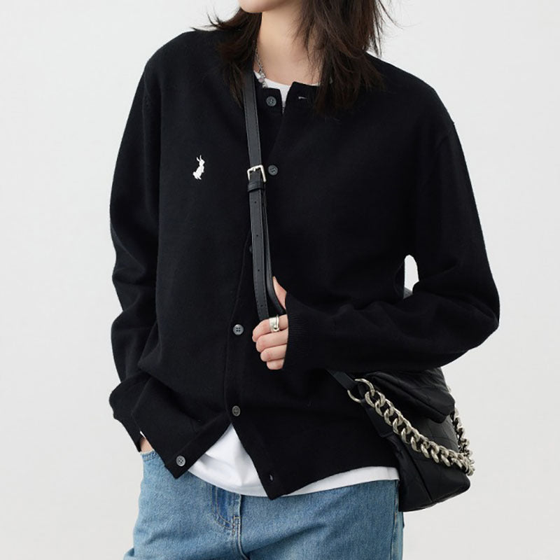 Damen weiche Strickjacke mit feinen Knopfdetails und elegantem Design Heidi-Mode